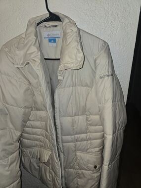 Columbia Cream Quilted Puffer Jacket